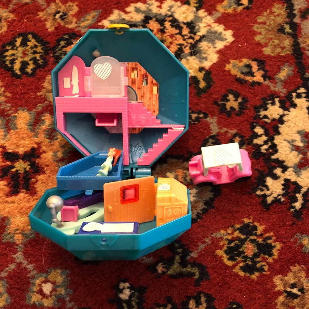 Polly Pocket Compact Playset - Teal and Pink Kids Toy